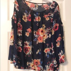 NY&Co. blouse in navy with floral pattern